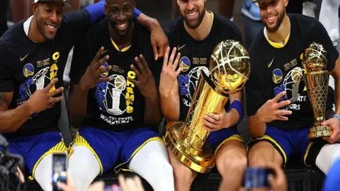 尤文传奇后卫利希施泰纳华丽转身，执掌巴塞尔教鞭，未来四年共筑辉煌！